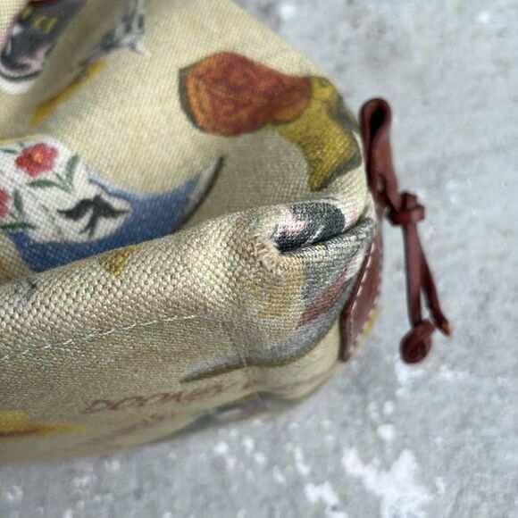 Vintage Dooney and Burke drawstring bag - Picture 3 of 9